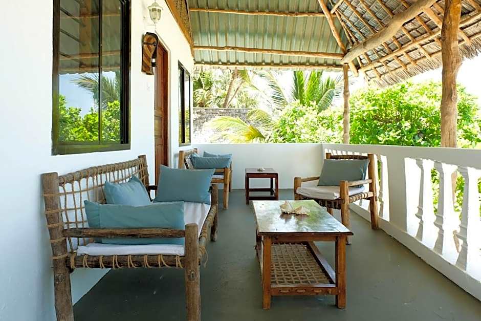 Makuti Beach Bungalows