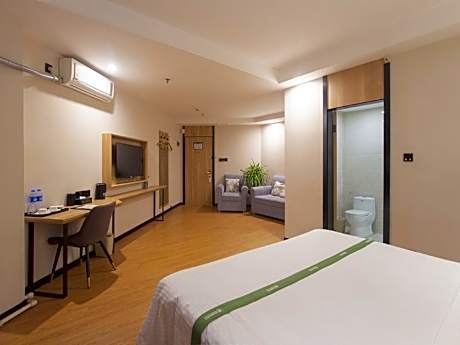 GTI - Deluxe 1 Bed, 1.8M Bed