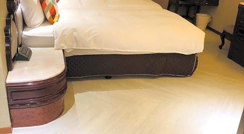 Charming City Songshan Hotel