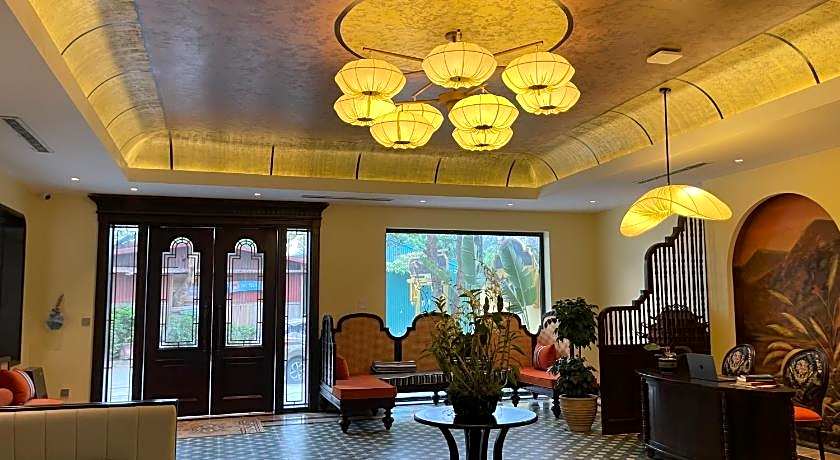 Tam Coc Holiday Hotel & Villa