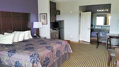 King Room - Disability Access - Non-Smoking