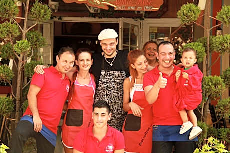Hotel White Rose Beach