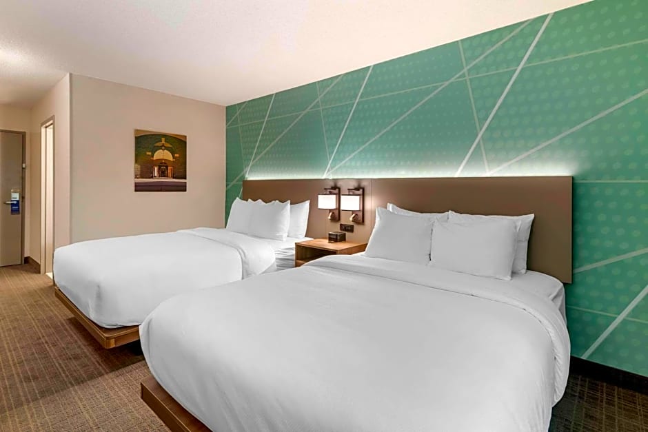 Comfort Inn & Suites Saratoga Springs