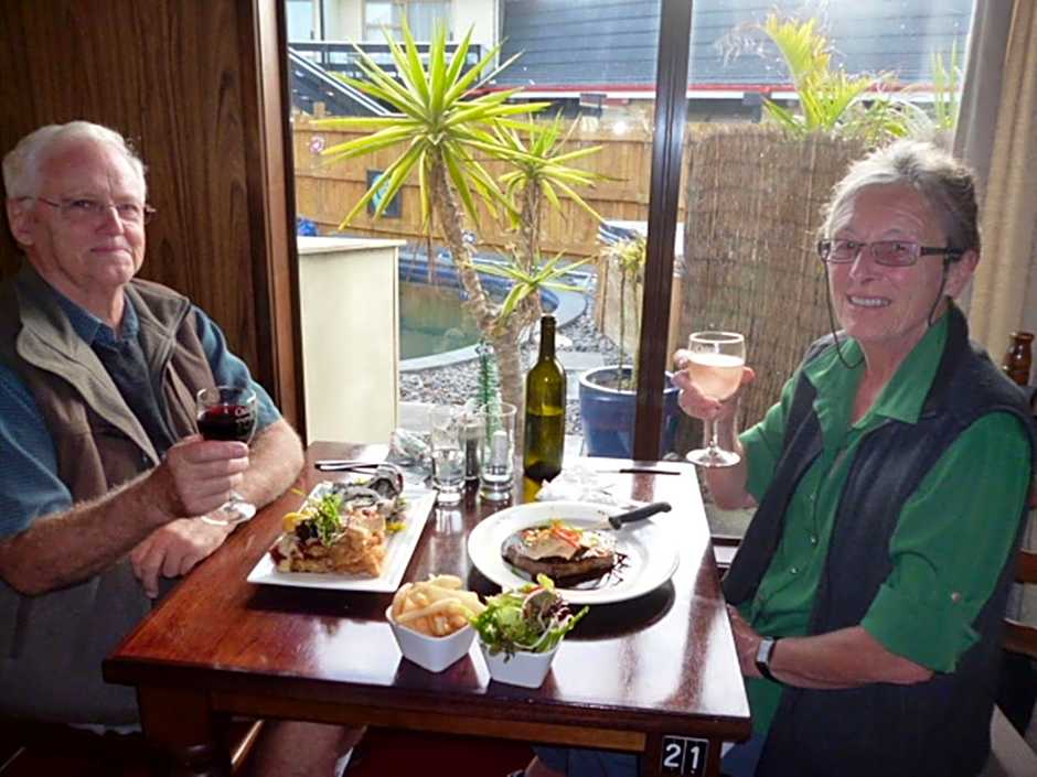 Orana Motor Inn & Restaurant