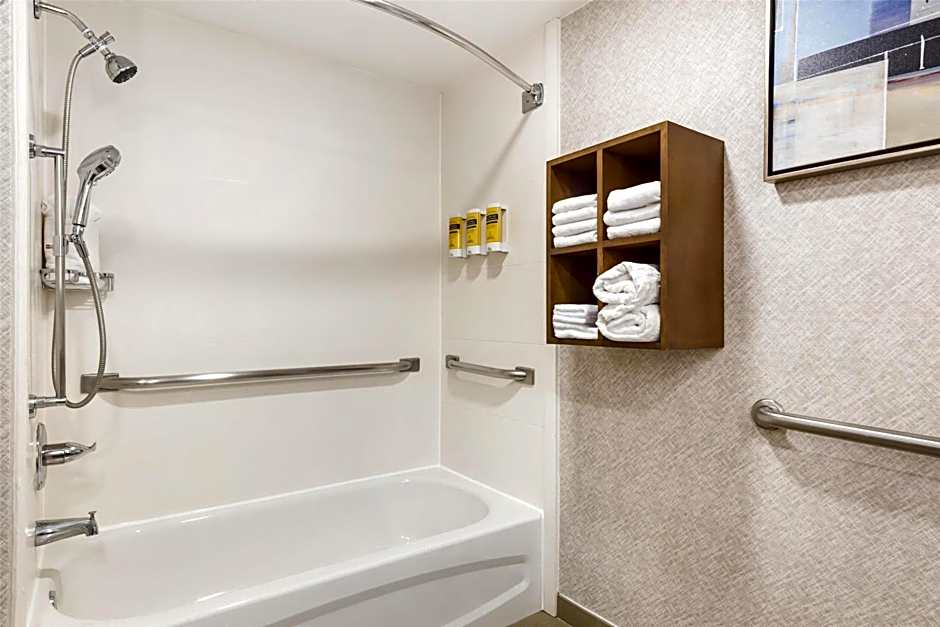 Best Western Plus Raleigh Crabtree Valley Hotel