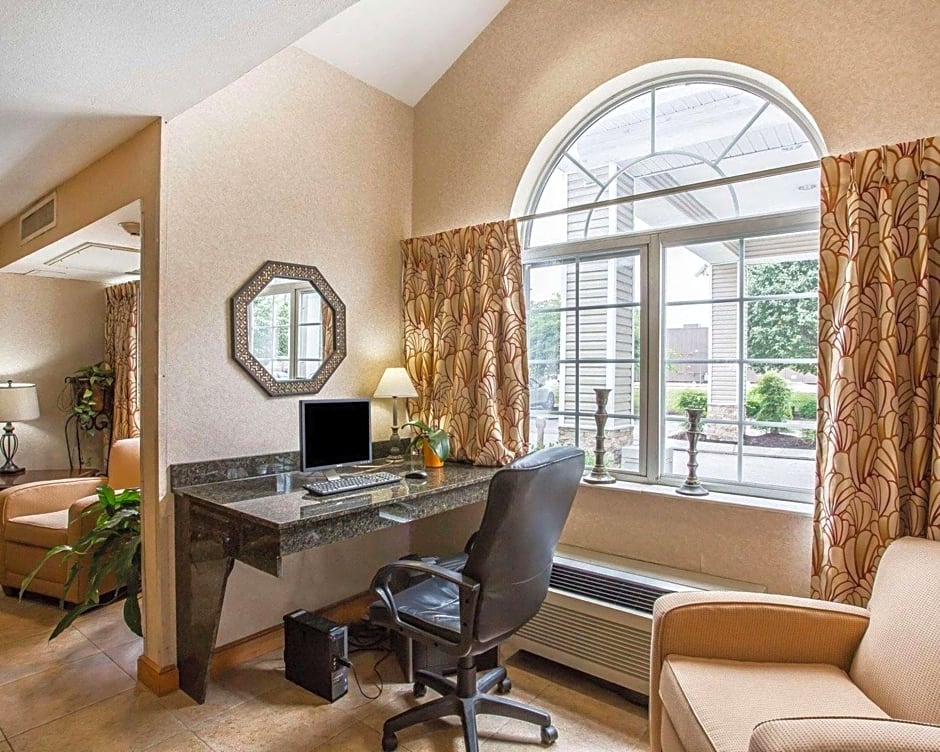 Quality Inn & Suites Mt. Juliet