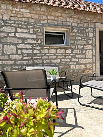 Holiday house Misetic