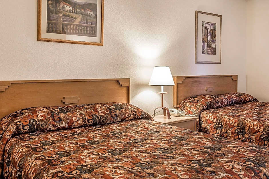 Rodeway Inn Rifle