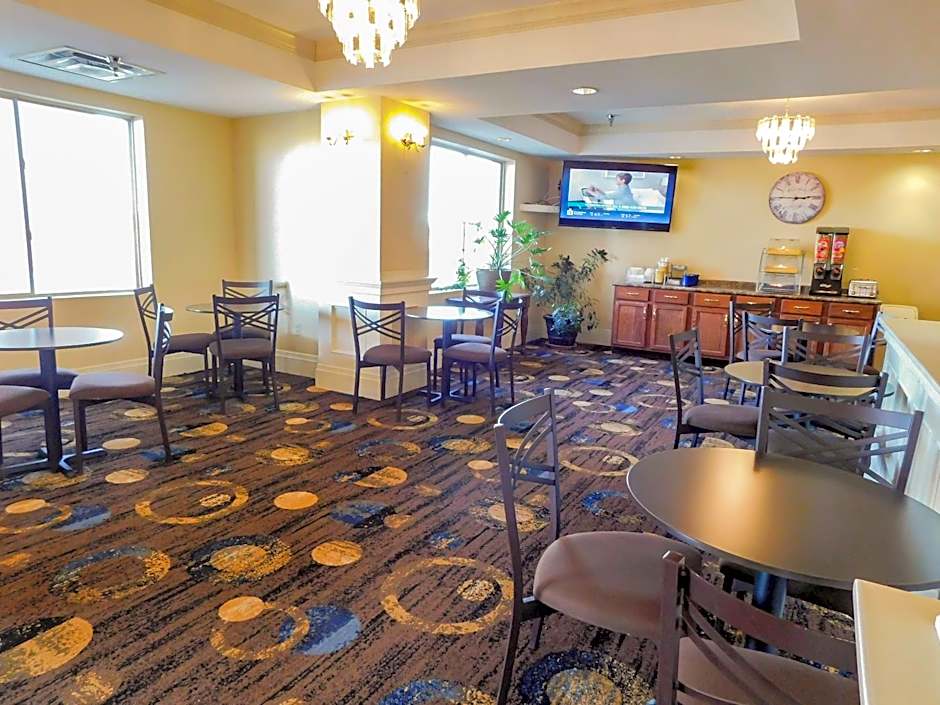 Days Inn & Suites by Wyndham Pocahontas