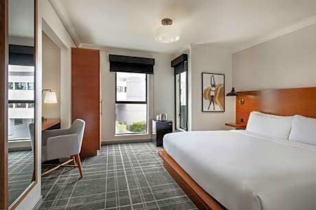 King Room with City View