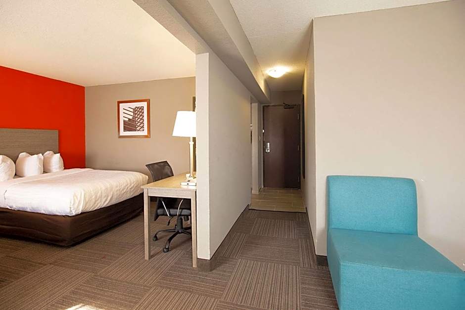 Quality Inn & Suites Hammond Near I-8090