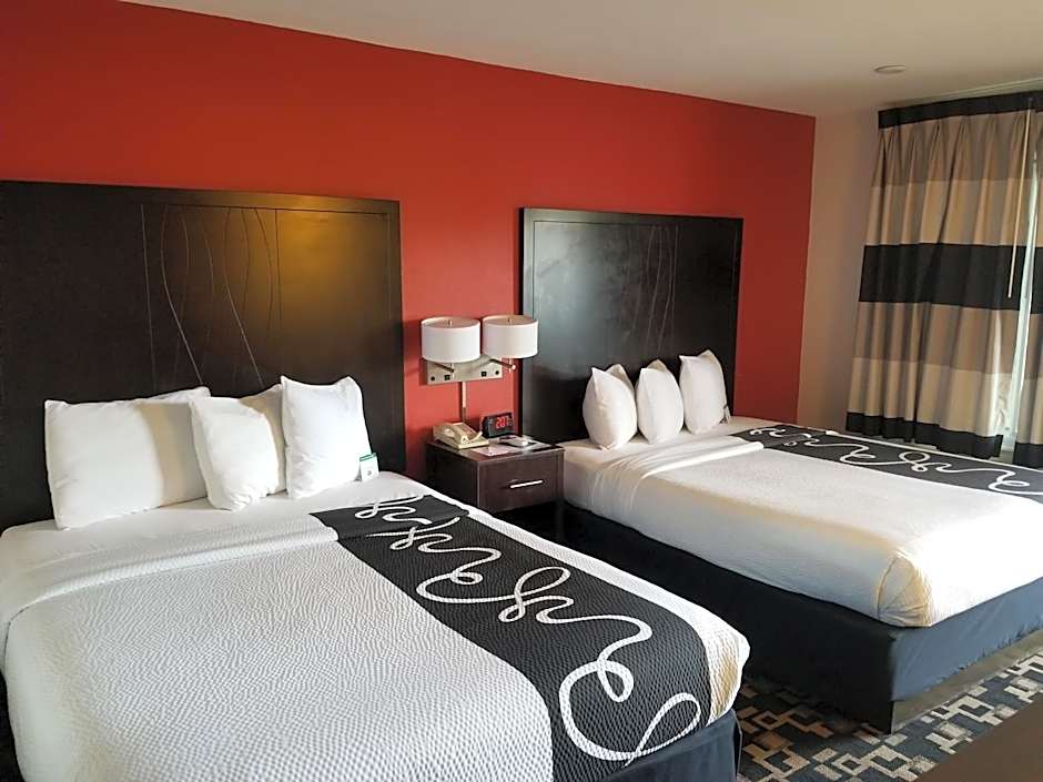 Photo 1 of 4 of Studio 2 Queen Beds Suite