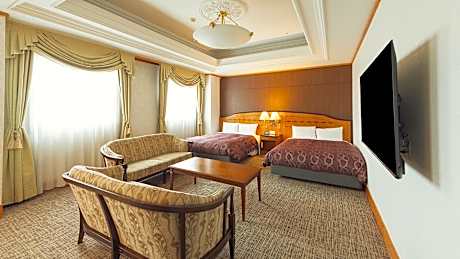 Deluxe Twin Room 5th Floor