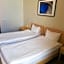 Zaliasis slenis - Self check-in hotel - Free parking