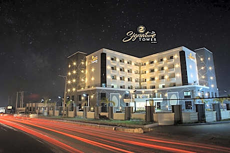 De Signature Tower Hotel & Suites