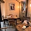 The Old Smithy Inn