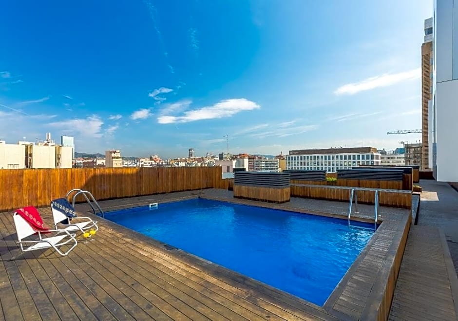 Urban Districs Apartments Rambla Suite & Pool