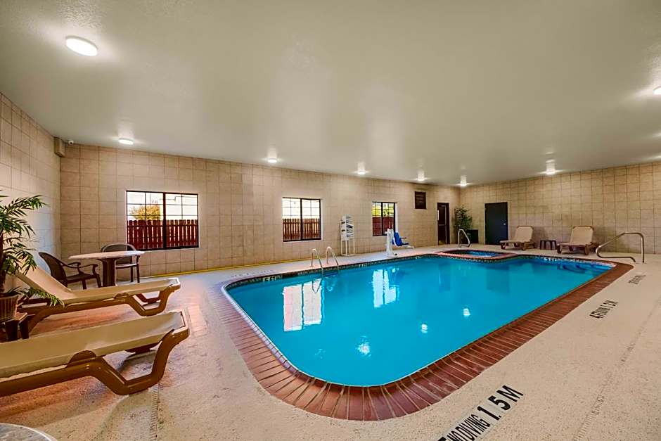 SureStay Plus Hotel by Best Western San Antonio SeaWorld