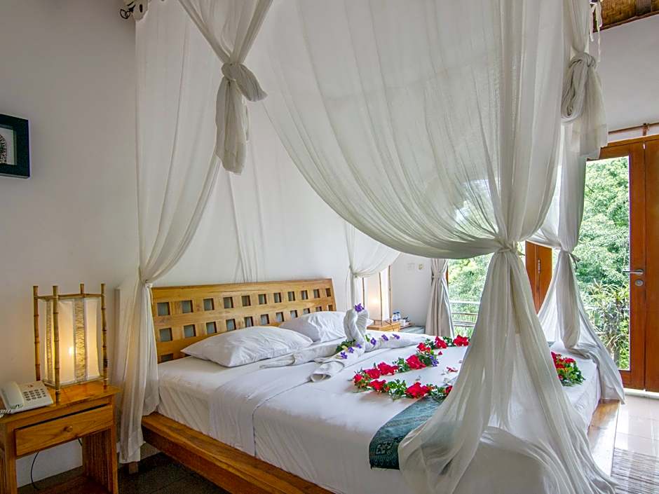 Lembongan Cliff Villas