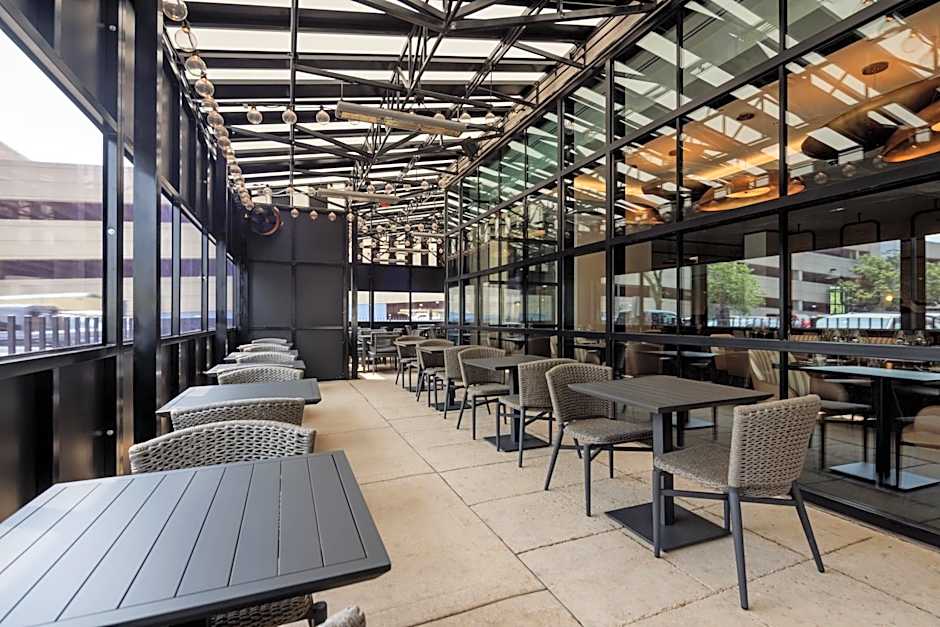 Hyatt Centric Chicago Ohare