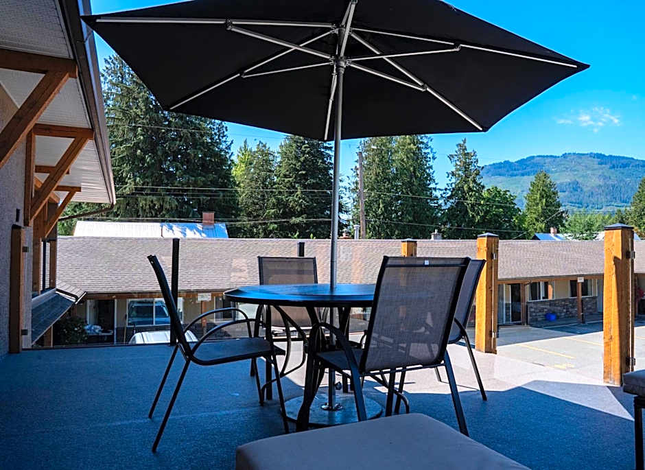 Swiss Chalet Motel