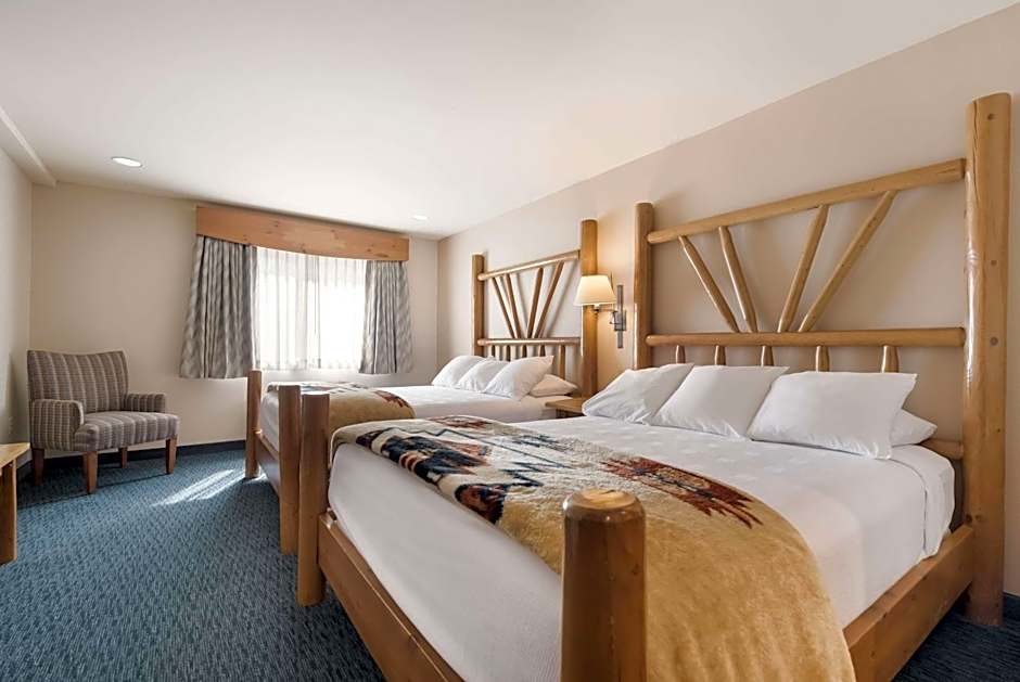 Best Western Plus Kentwood Lodge