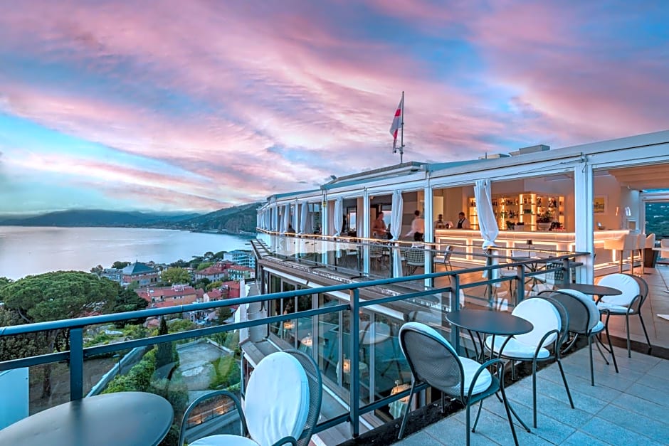 Hotel Vis a Vis