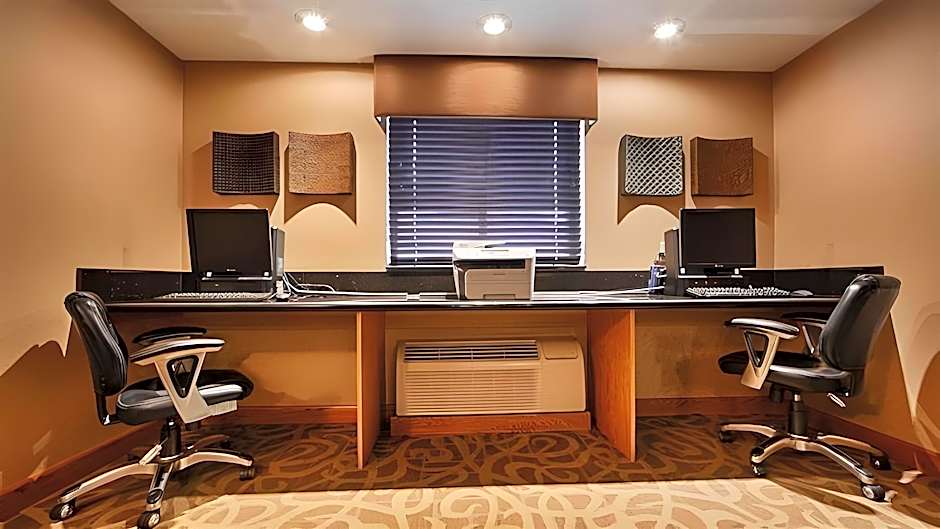 Best Western Town And Country Inn