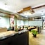 Hillside Plaza Hotel