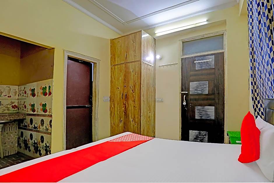 Hotel O Wamson Alpha Co living Stays