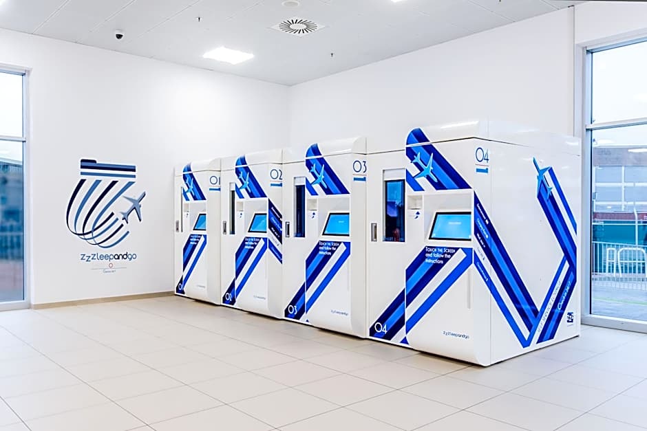 Resting Pods - ZzzleepandGo VCE Venice Airport