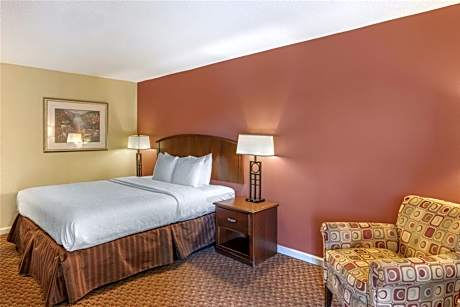 King Room with Exterior Access - Non-Smoking