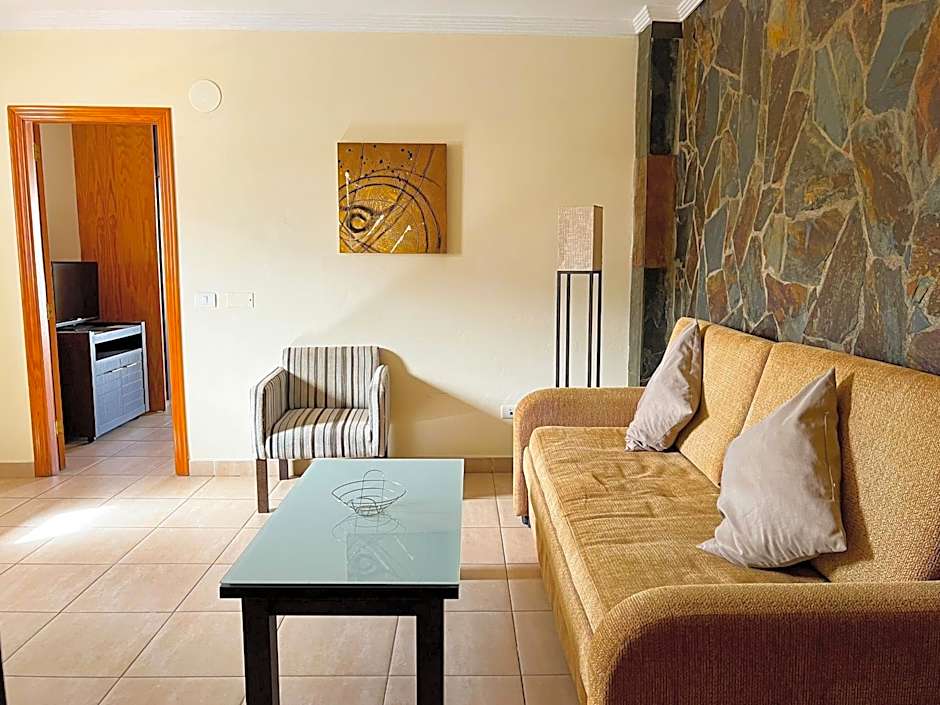 La Aldea Suites