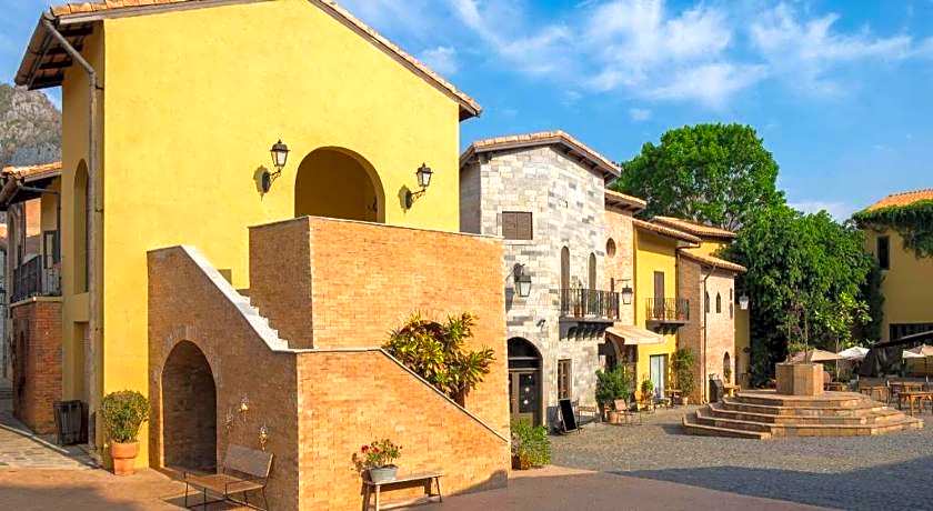View Khaoyai House