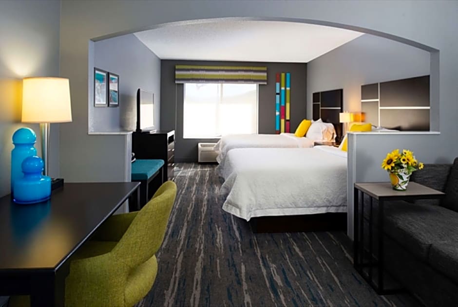 Photo 1 of 18 of 1 King Bed and 2 Queen Beds Suite