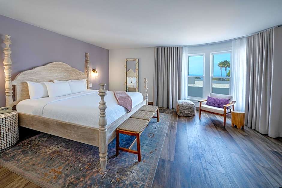 Cardiff By The Sea Lodge