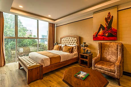 Executive Suite
