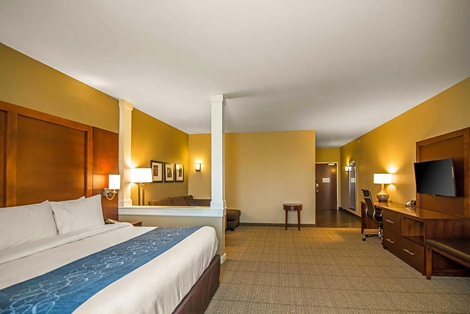 Comfort Suites - Dodge City
