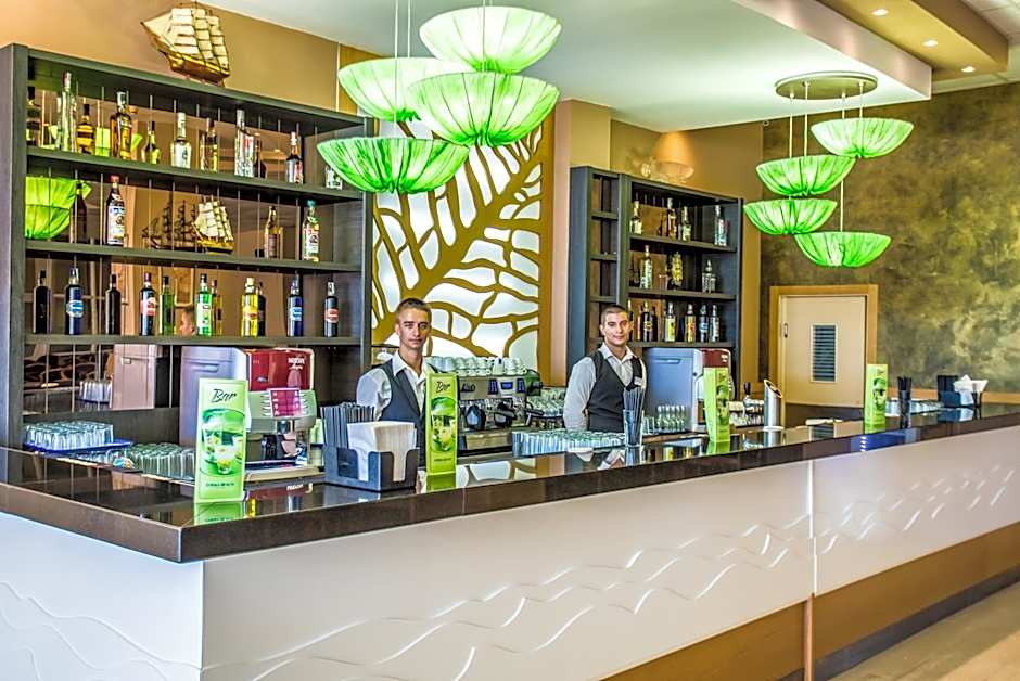 DIT Evrika Beach Club Hotel - All Inclusive