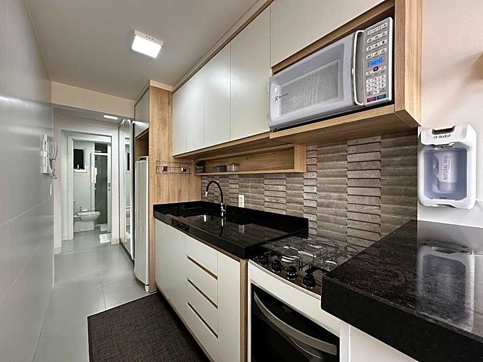 SC01 - 1 Quarto| Centro| Reformado e Completo