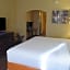 Holiday Inn Express Hotel & Suites Watertown - Thousand Islands By IHG