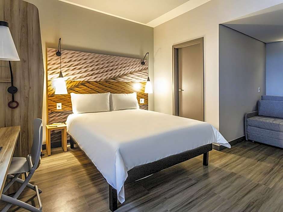 Ibis Palmas Avenida JK