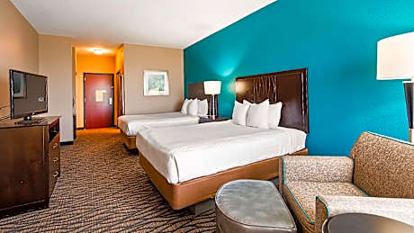 2 Queen Beds, Non-Smoking, Full Breakfast