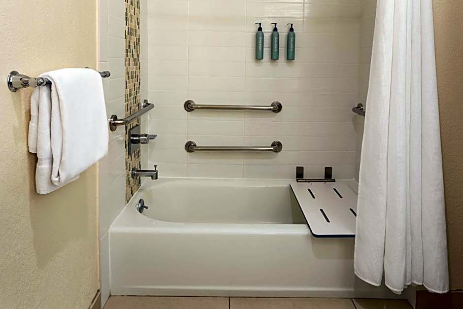 Courtyard by Marriott San Diego Del Mar/Solana Beach
