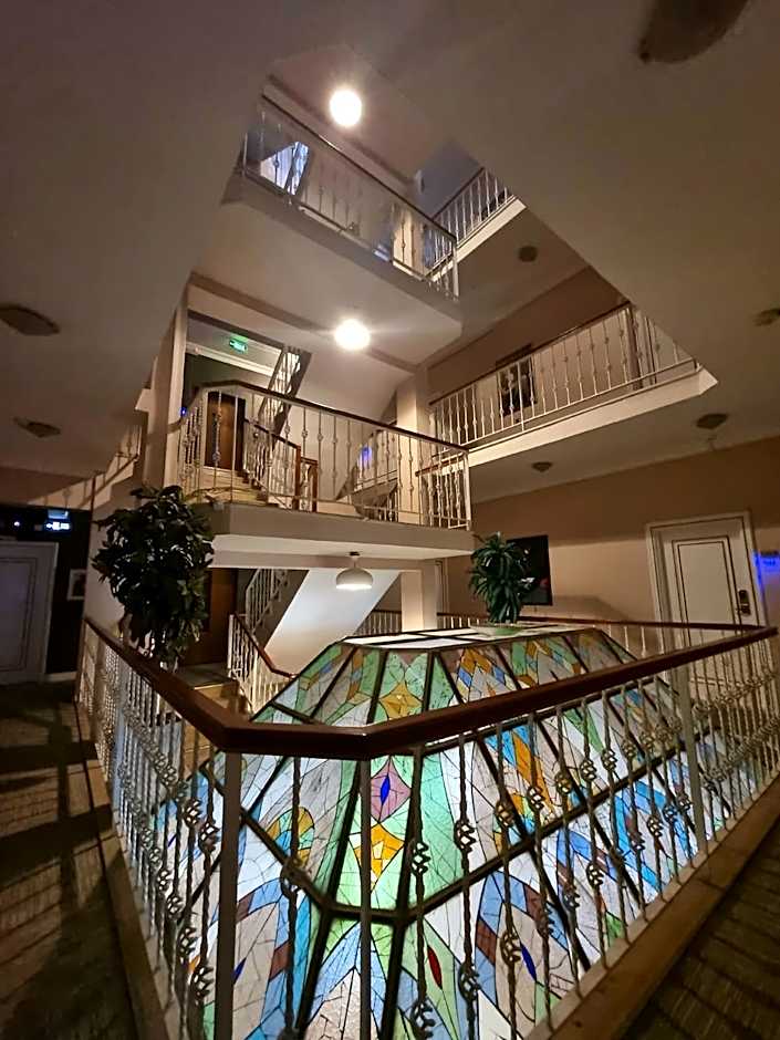 PERLO HOTEL CİTY
