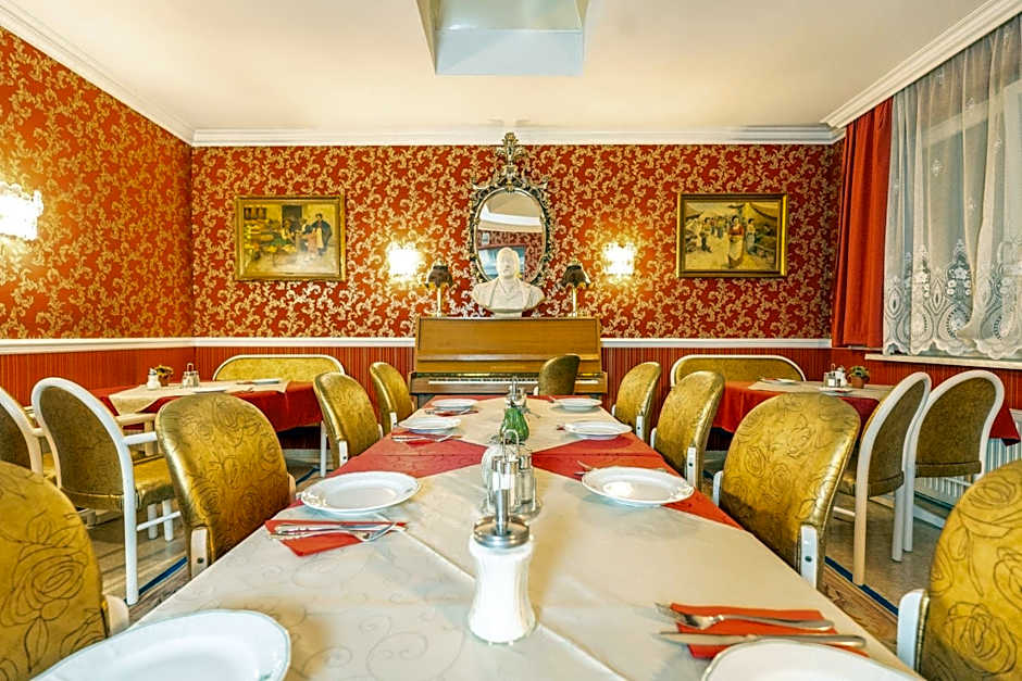 Hotel Urania