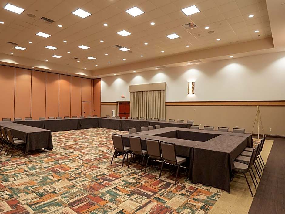 Holiday Inn Stevens Point - Convention Center By IHG