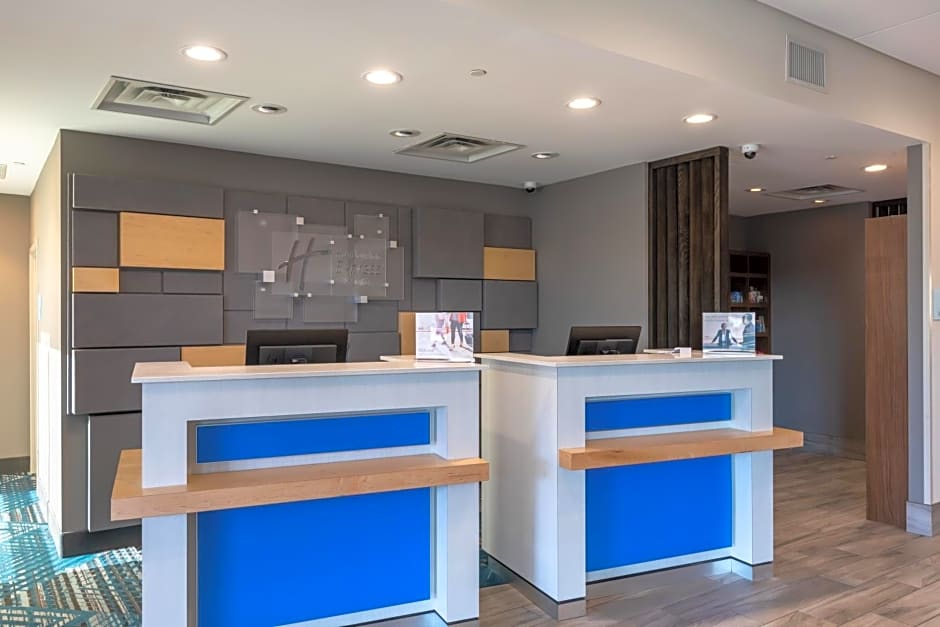 Holiday Inn Express And Suites Gainesville - Lake Lanier Area By IHG