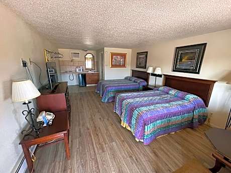 Standard Double Room with Shared Bathroom