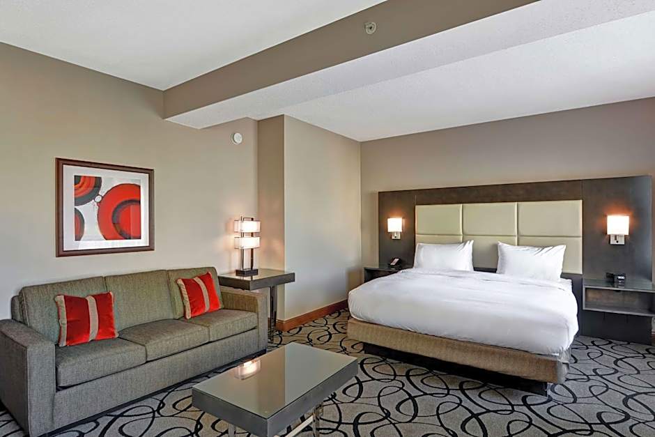 DoubleTree by Hilton Hattiesburg